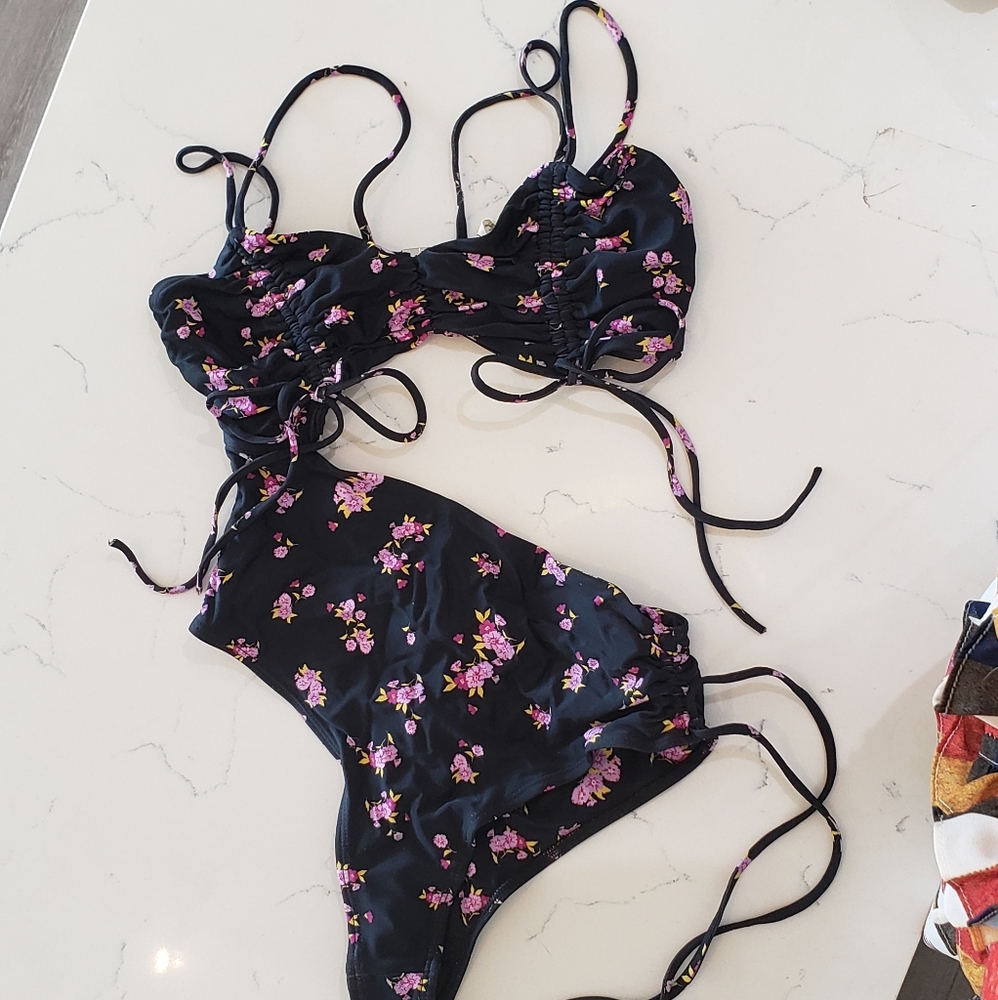 For Love & Lemons one piece swimsuit. Size 4-6 NWOT Sample piece